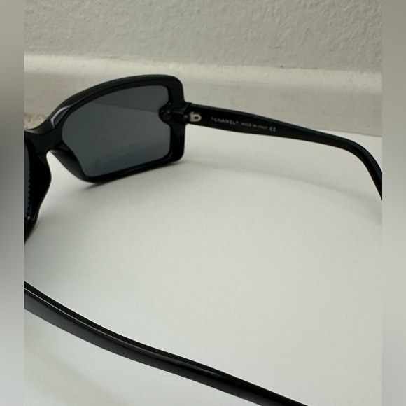 Vintage Womens Chanel Sunglasses - Picture 11 of 13